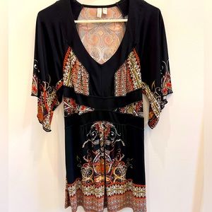 Fun dress that also looks great with legging and boots!
